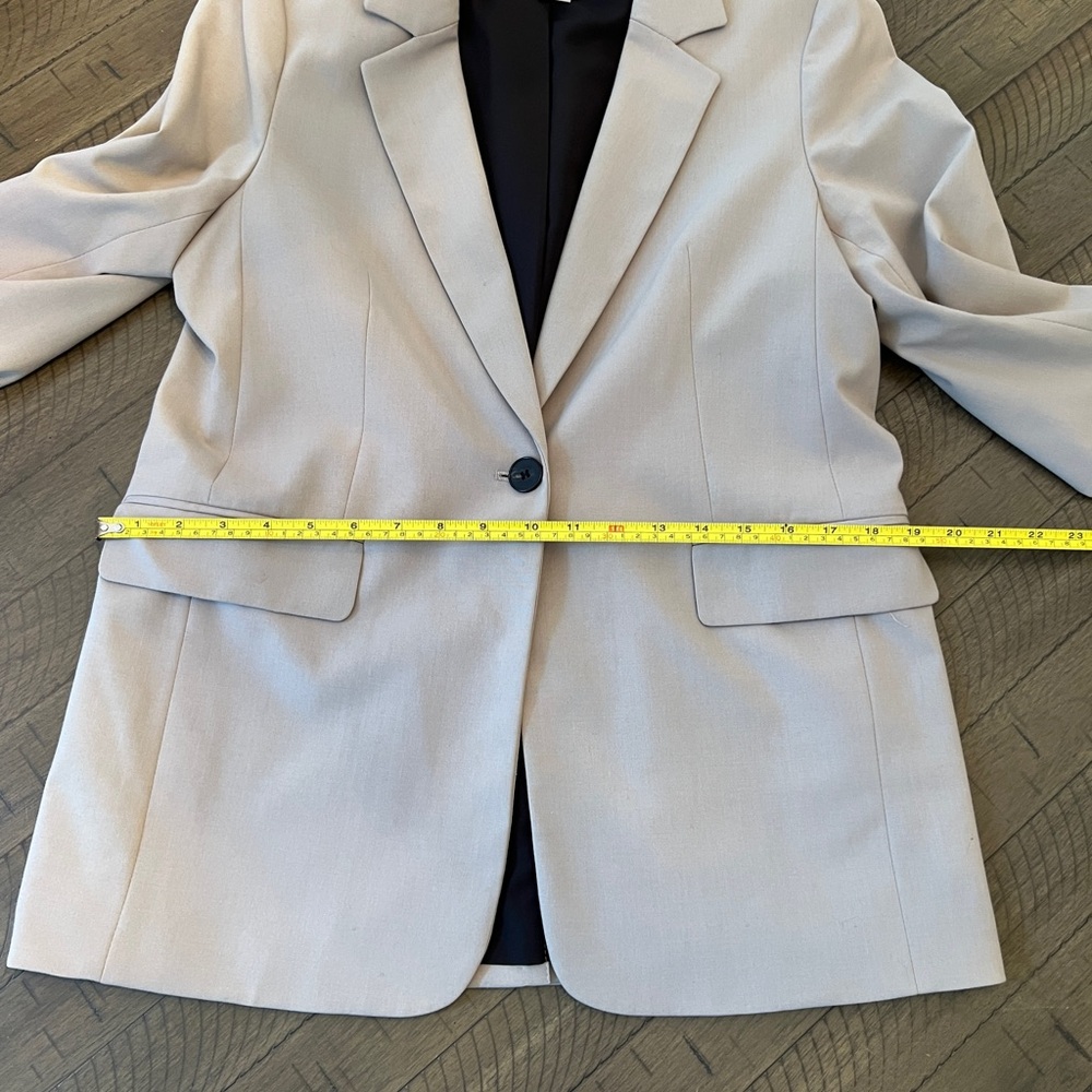 H&M Single Breasted Tan Blazer Size Small LIKE NEW - Picture 4 of 7
